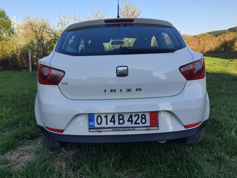 Seat Ibiza 1.2i, снимка 5 - Автомобили и джипове - 45226486