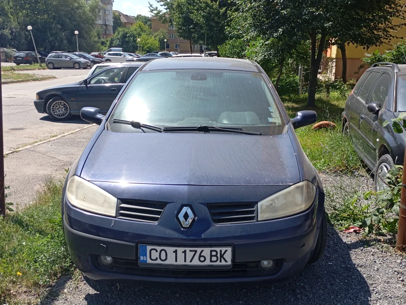 Renault Megane 2, снимка 1 - Автомобили и джипове - 47608471