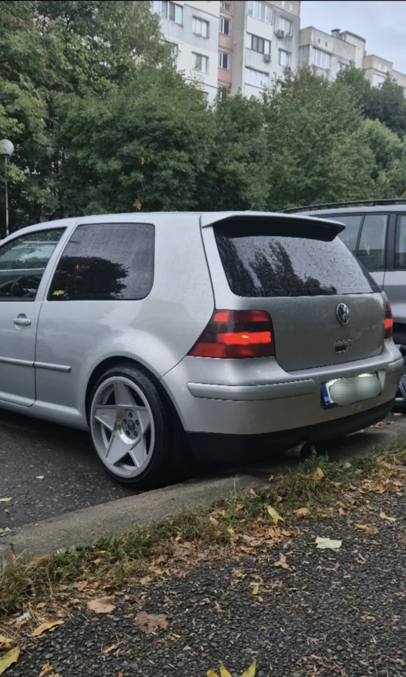 VW Golf, снимка 6 - Автомобили и джипове - 48310853