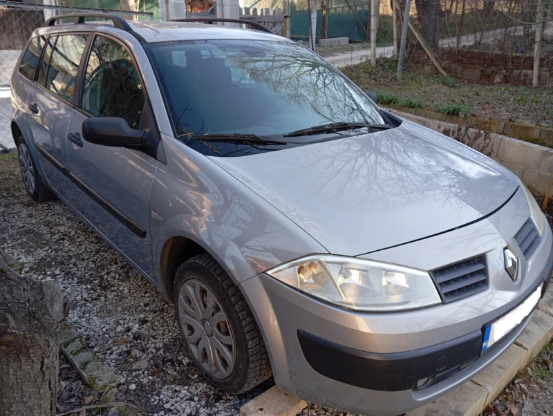 Renault Megane 1.5 DCI, снимка 3 - Автомобили и джипове - 48823188