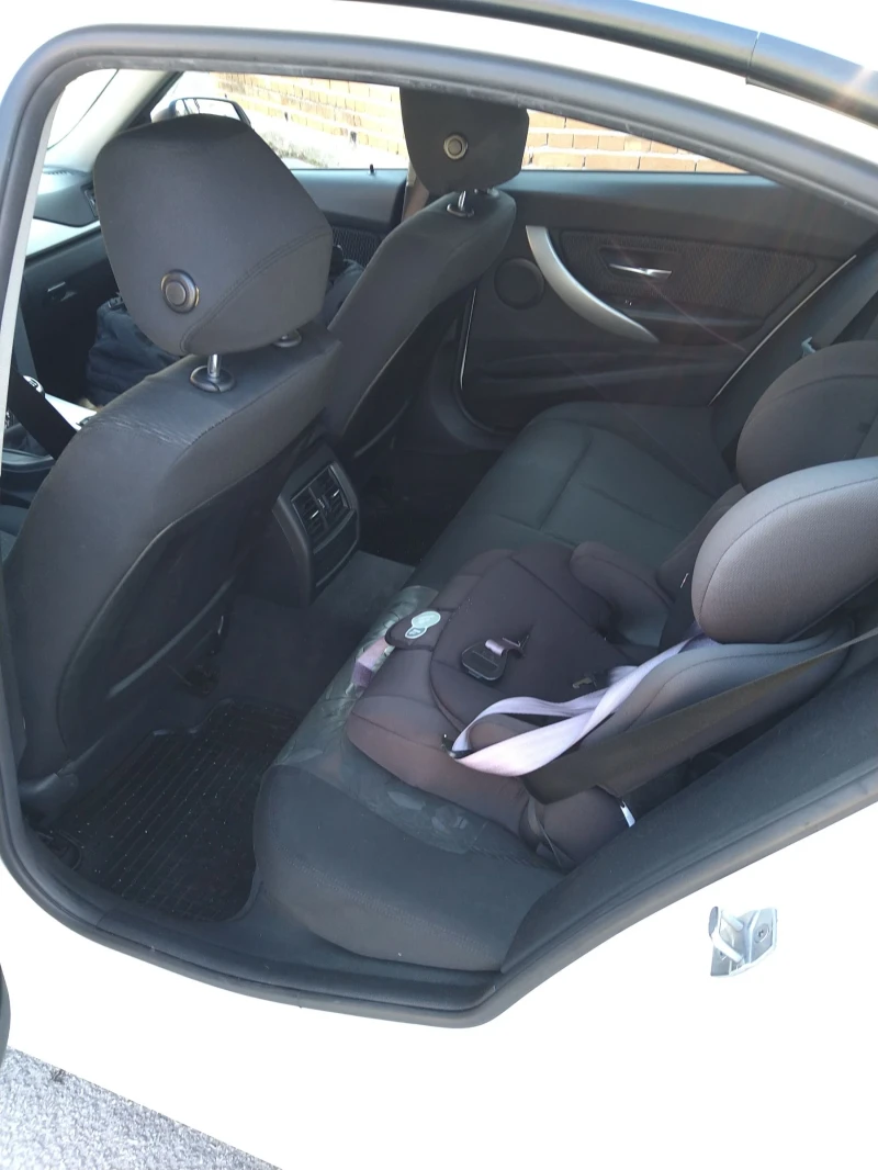 BMW 318 БГ, снимка 9 - Автомобили и джипове - 50172389