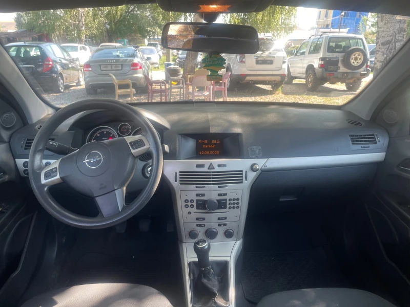 Opel Astra 1.7 cdti, снимка 9 - Автомобили и джипове - 51337162