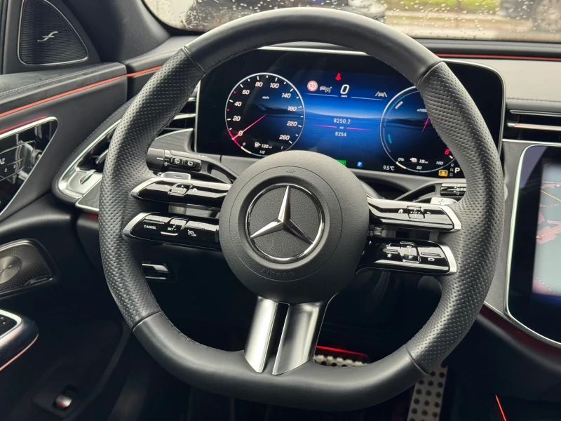 Mercedes-Benz E 300 de* AMG* PLUG IN * BURMESTER* 360* * NIGHT PACK* , снимка 9 - Автомобили и джипове - 52471208