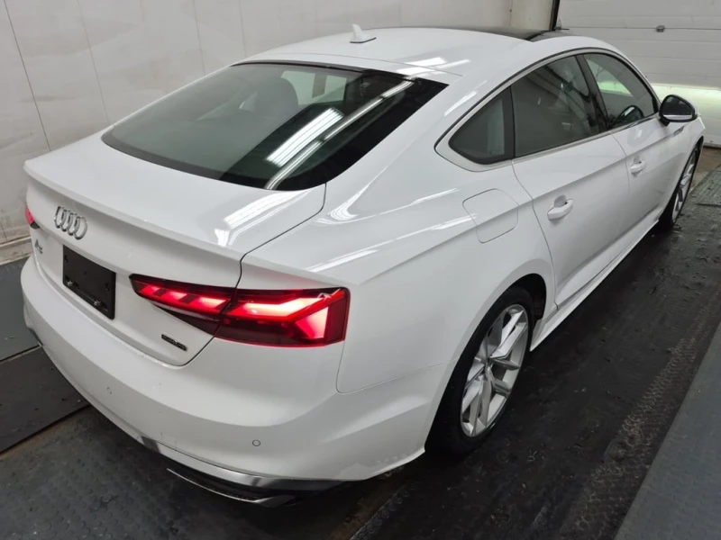 Audi A5 * PROGRESSIV * CARFAX * БЕЗ ПЪРВОНАЧАЛНА ВНОСКА, снимка 3 - Автомобили и джипове - 52847084