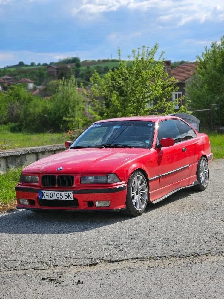 BMW 320, снимка 1 - Автомобили и джипове - 49105182