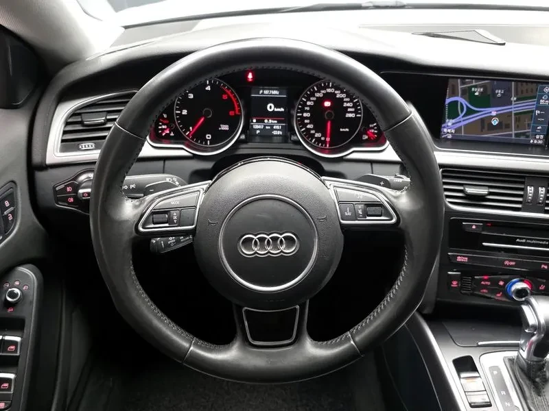 Audi A5 2.0 Tdi Quattro Sportback 8Ta, снимка 13 - Автомобили и джипове - 54995454