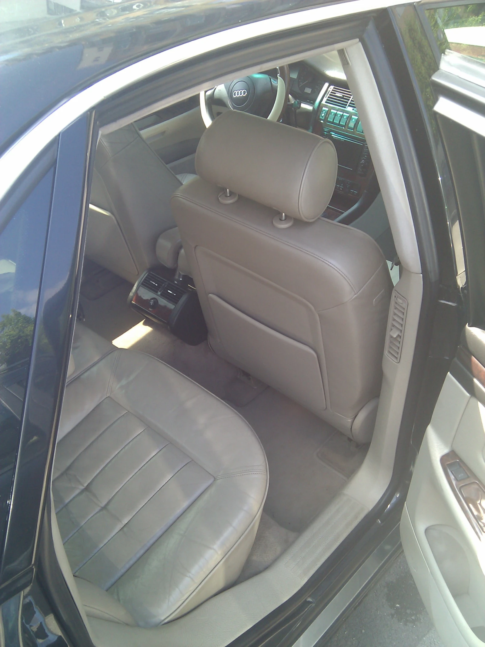 Audi A8 2.5, снимка 6 - Автомобили и джипове - 49277119