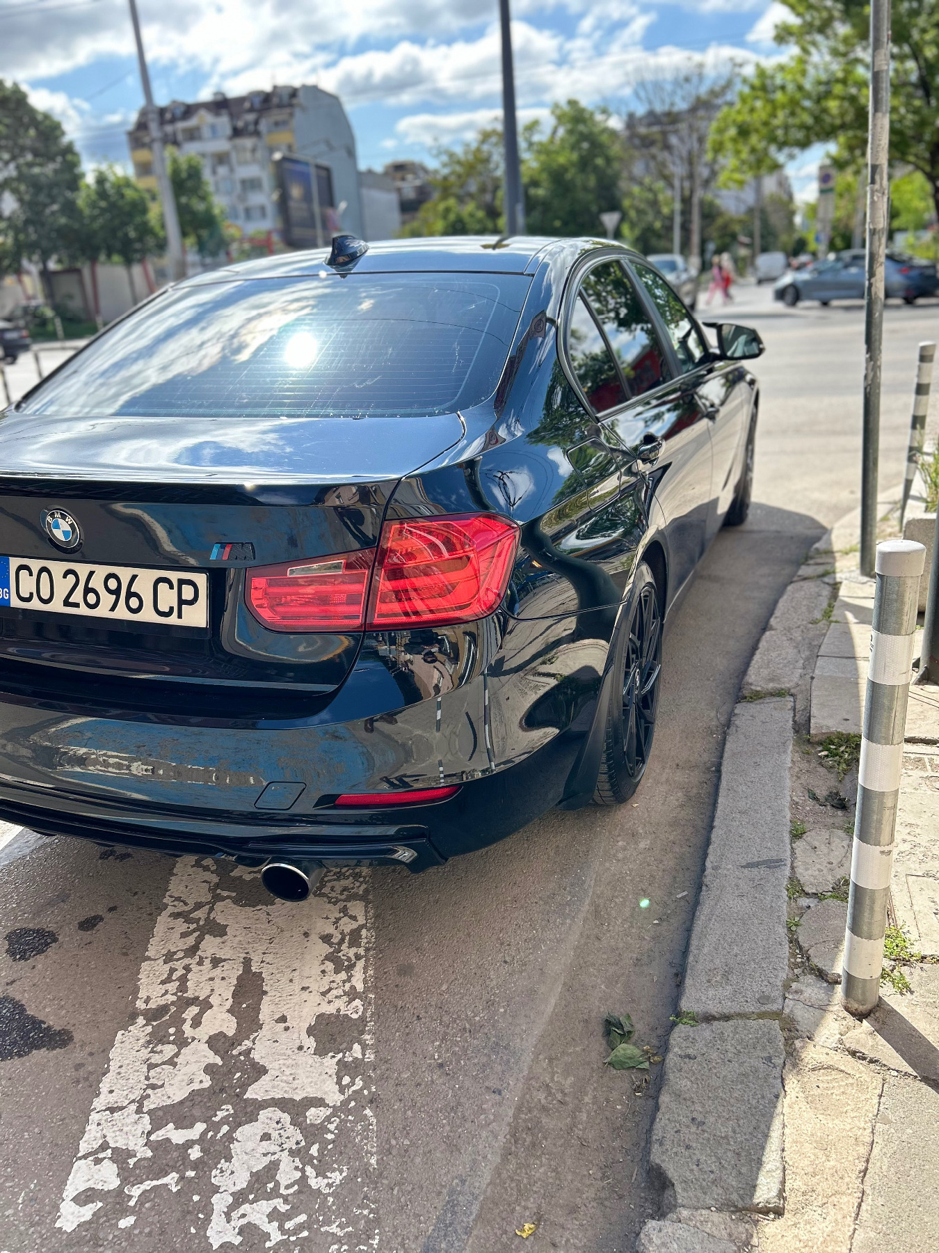 BMW 320 BMW 320i 2.0 184к - изображение 1