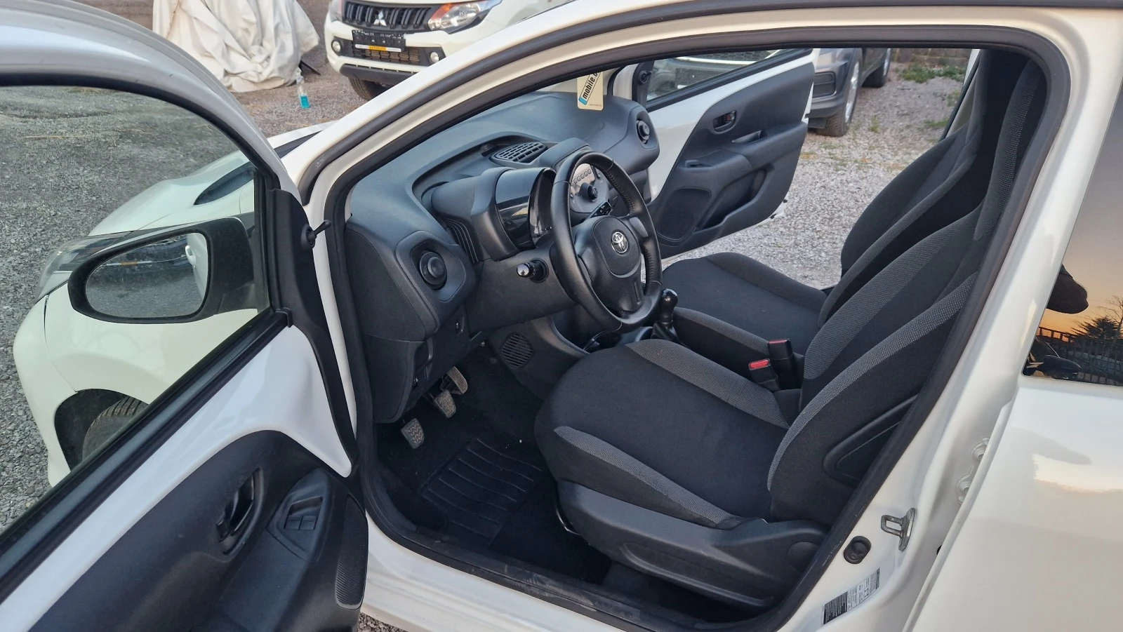 Toyota Aygo 1.0 VVTi EUR.6B - изображение 9