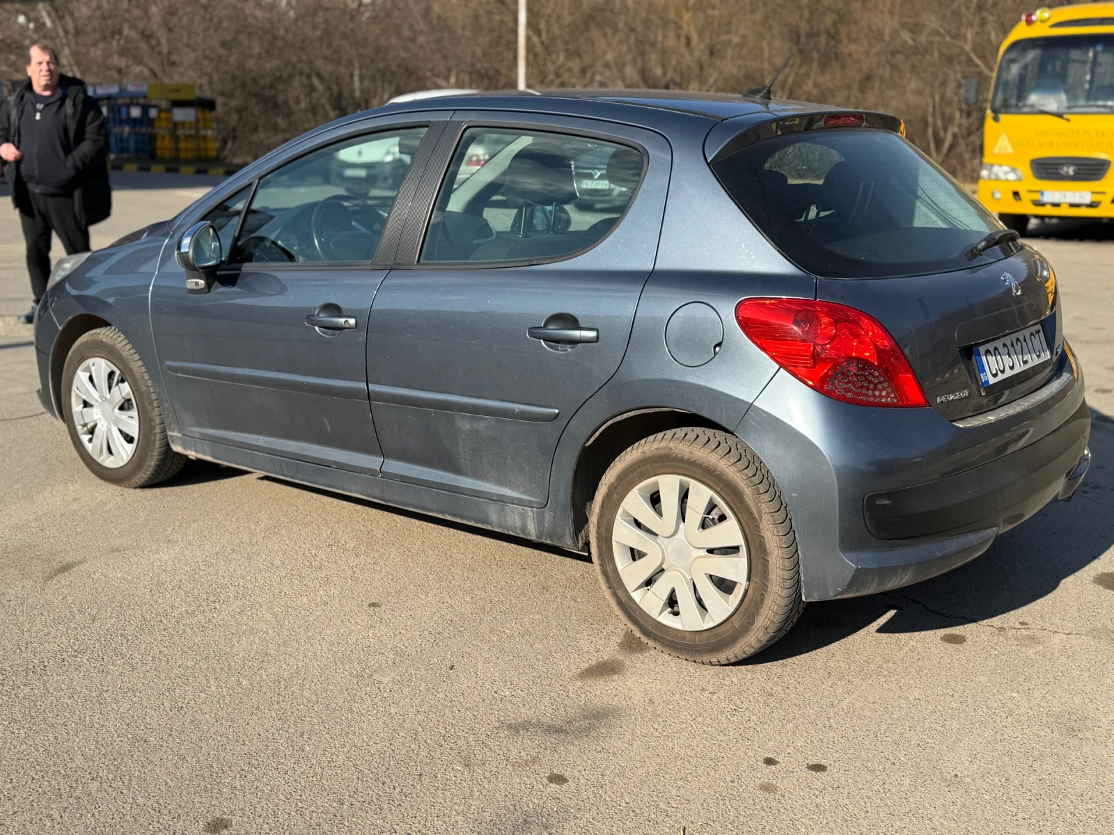 Peugeot 207 1.4i - изображение 7