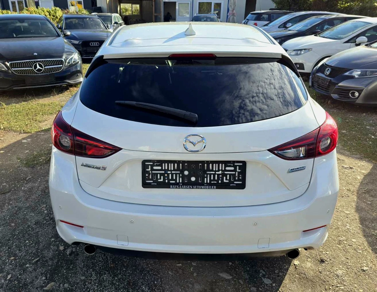 Mazda 3 КАТО ЧИСТО НОВ/2.0SKYACTIVE - изображение 6