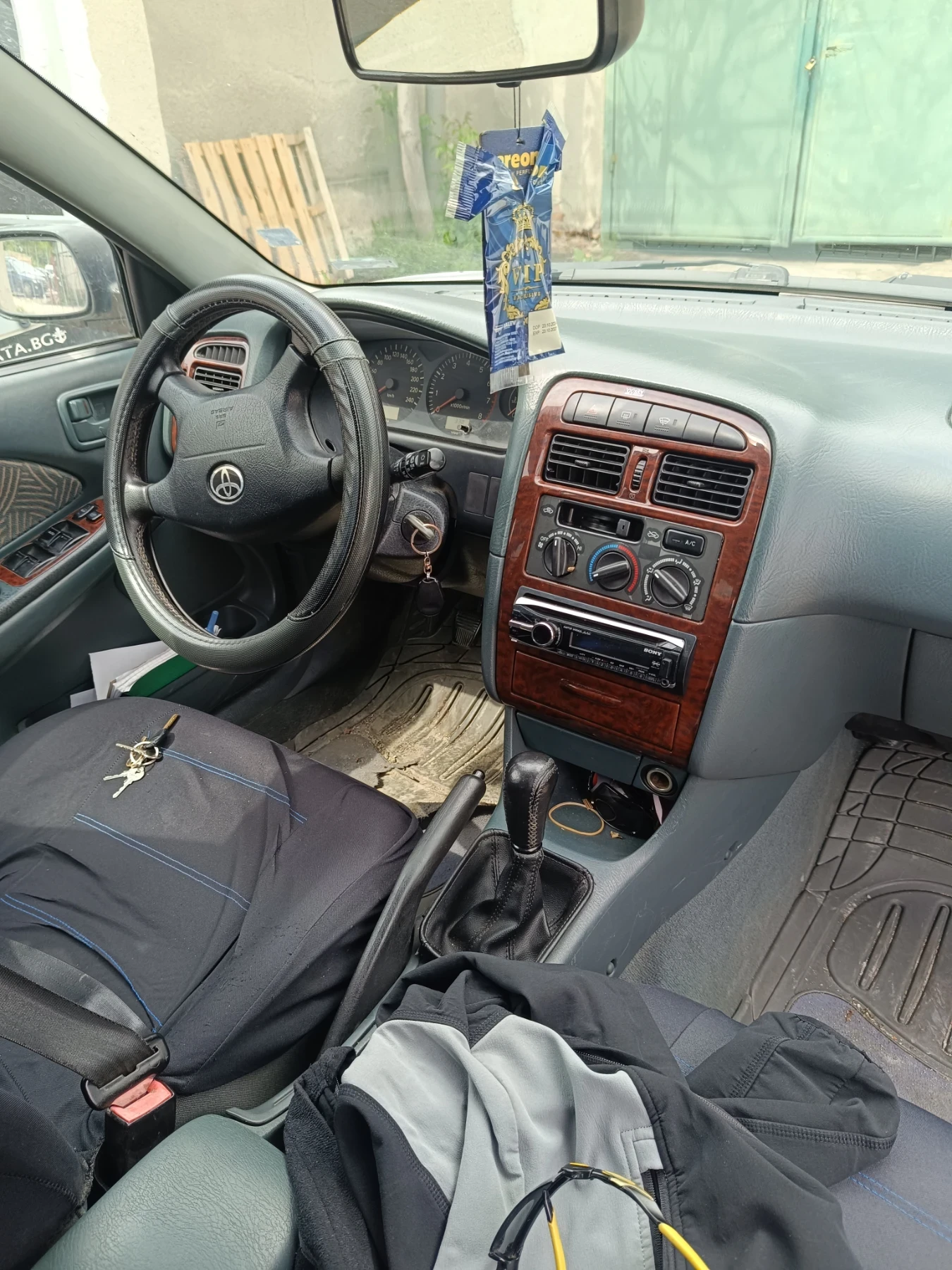 Toyota Avensis  - изображение 3