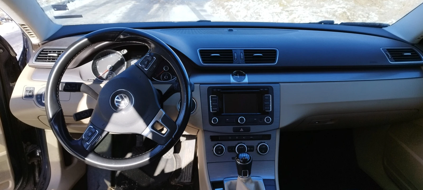 VW Passat B7 - изображение 6