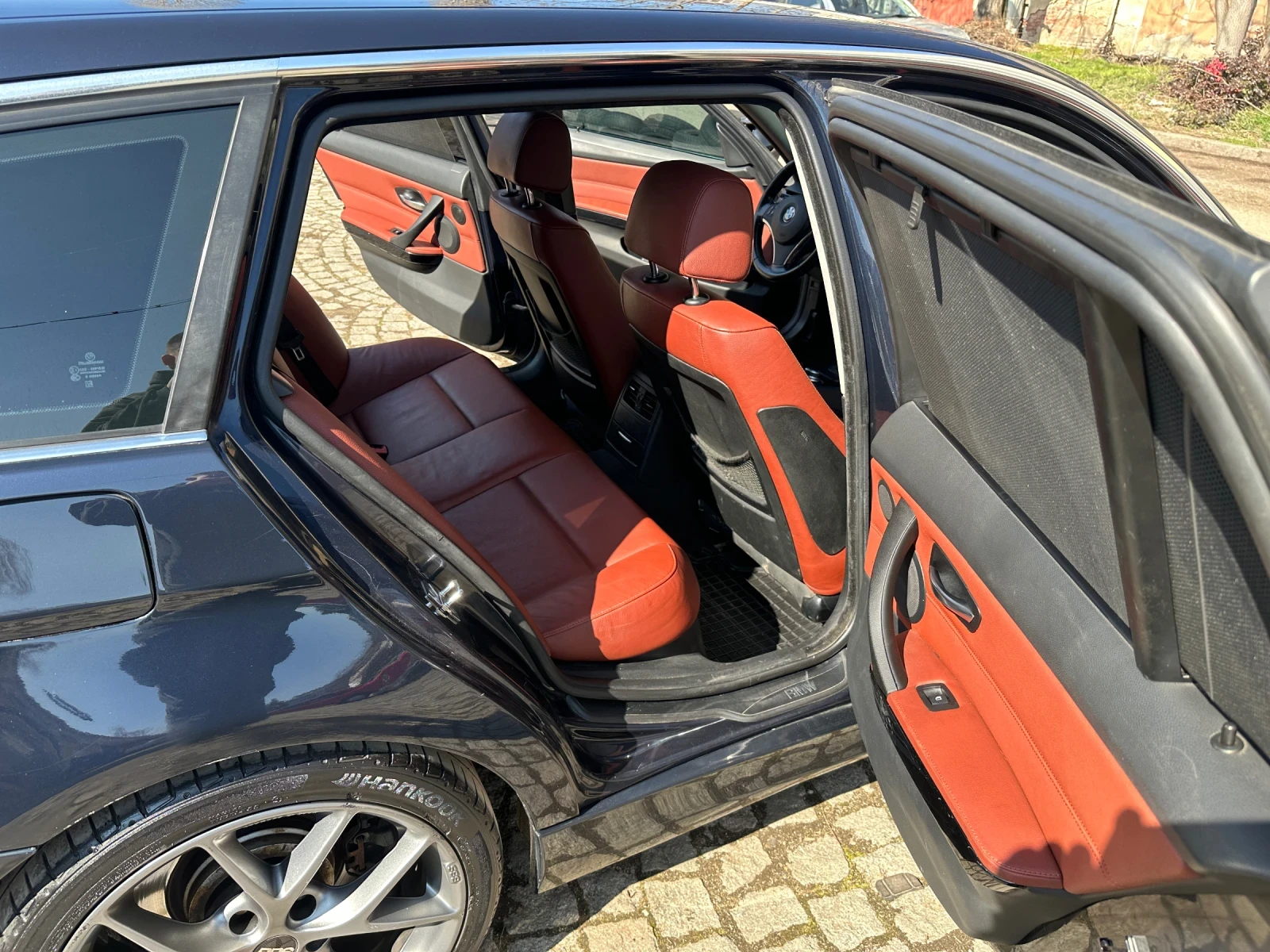 BMW 330, снимка 13 - Автомобили и джипове - 53745183