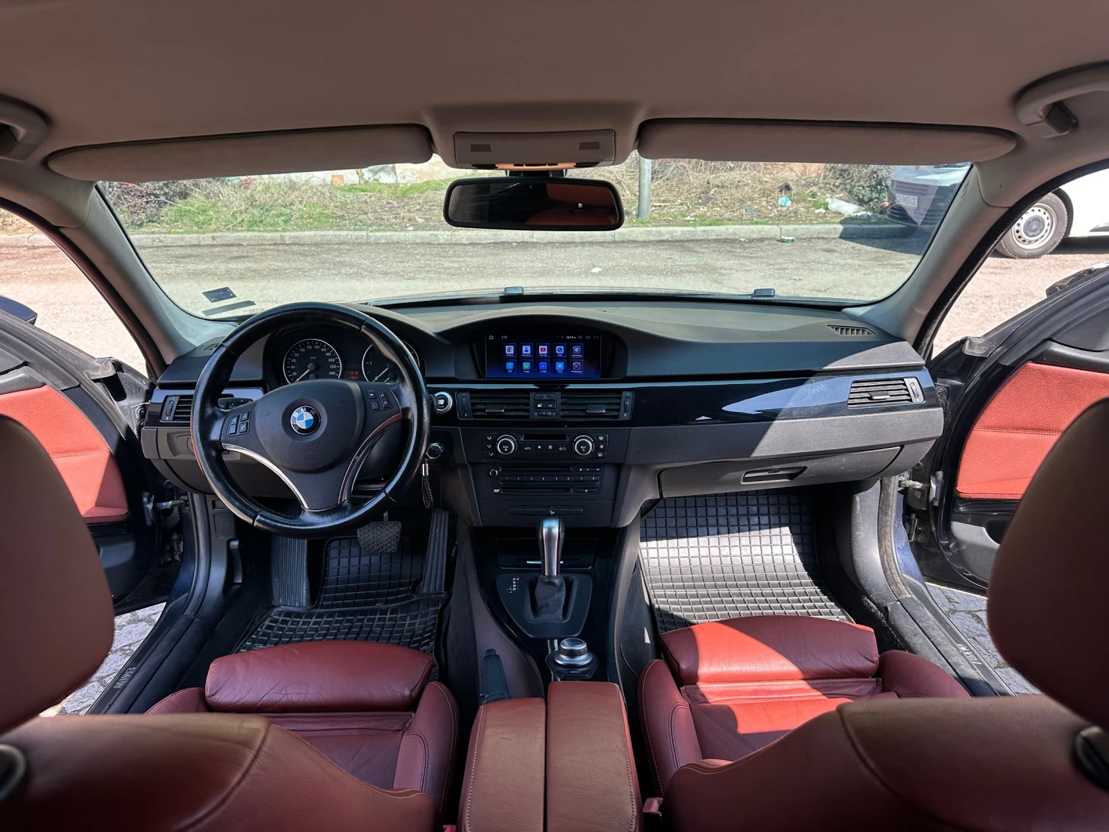 BMW 330, снимка 14 - Автомобили и джипове - 53745183