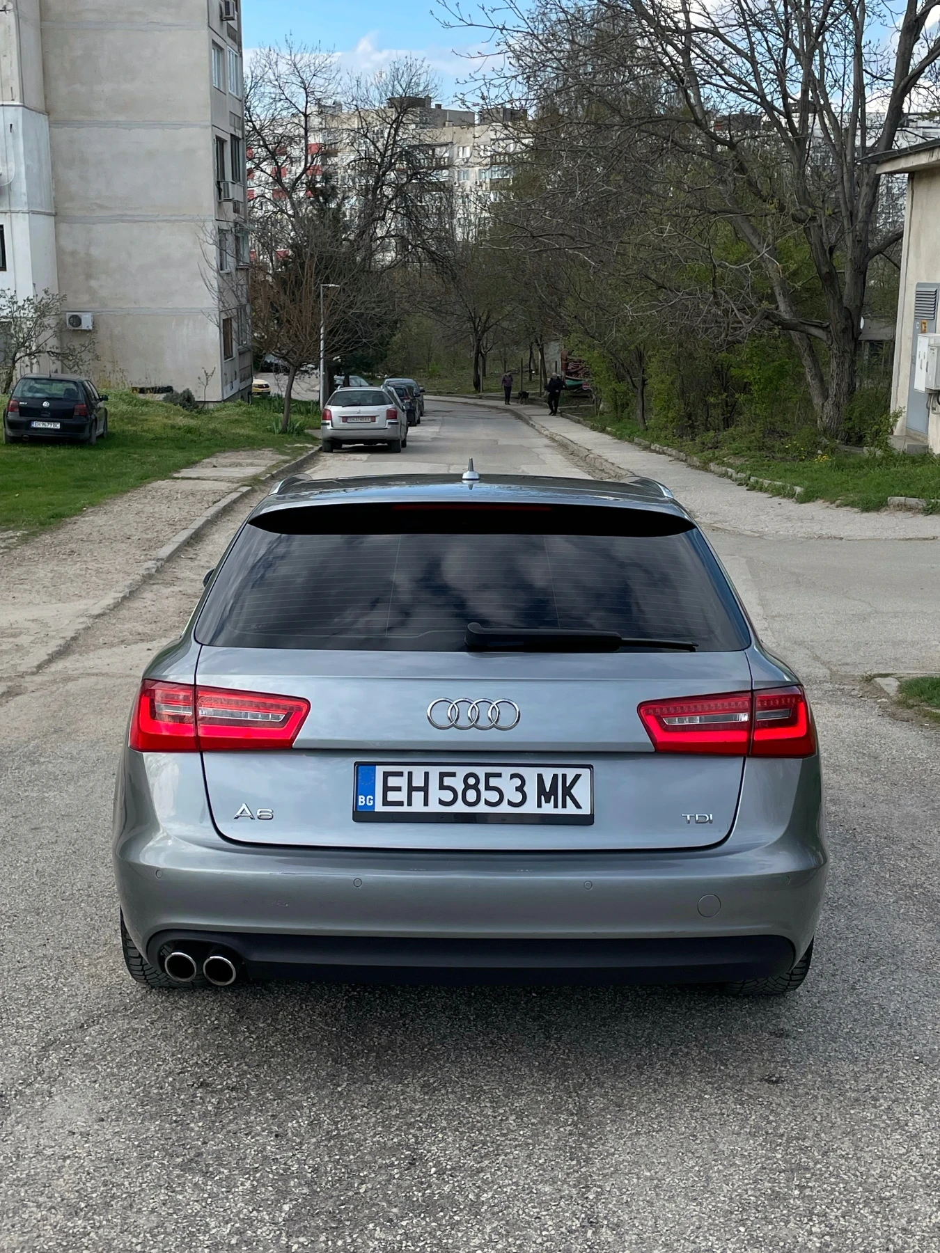 Audi A6 2.0TDI, S-LINE, Ръчка, LED, KEYLESS * ОБСЛУЖЕНА!!!, снимка 2 - Автомобили и джипове - 54158915