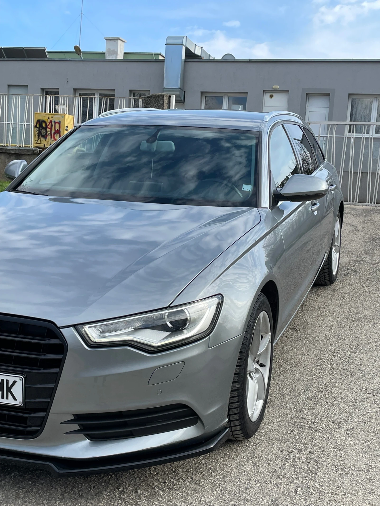 Audi A6 2.0TDI, S-LINE, Ръчка, LED, KEYLESS * ОБСЛУЖЕНА!!!, снимка 4 - Автомобили и джипове - 54158915