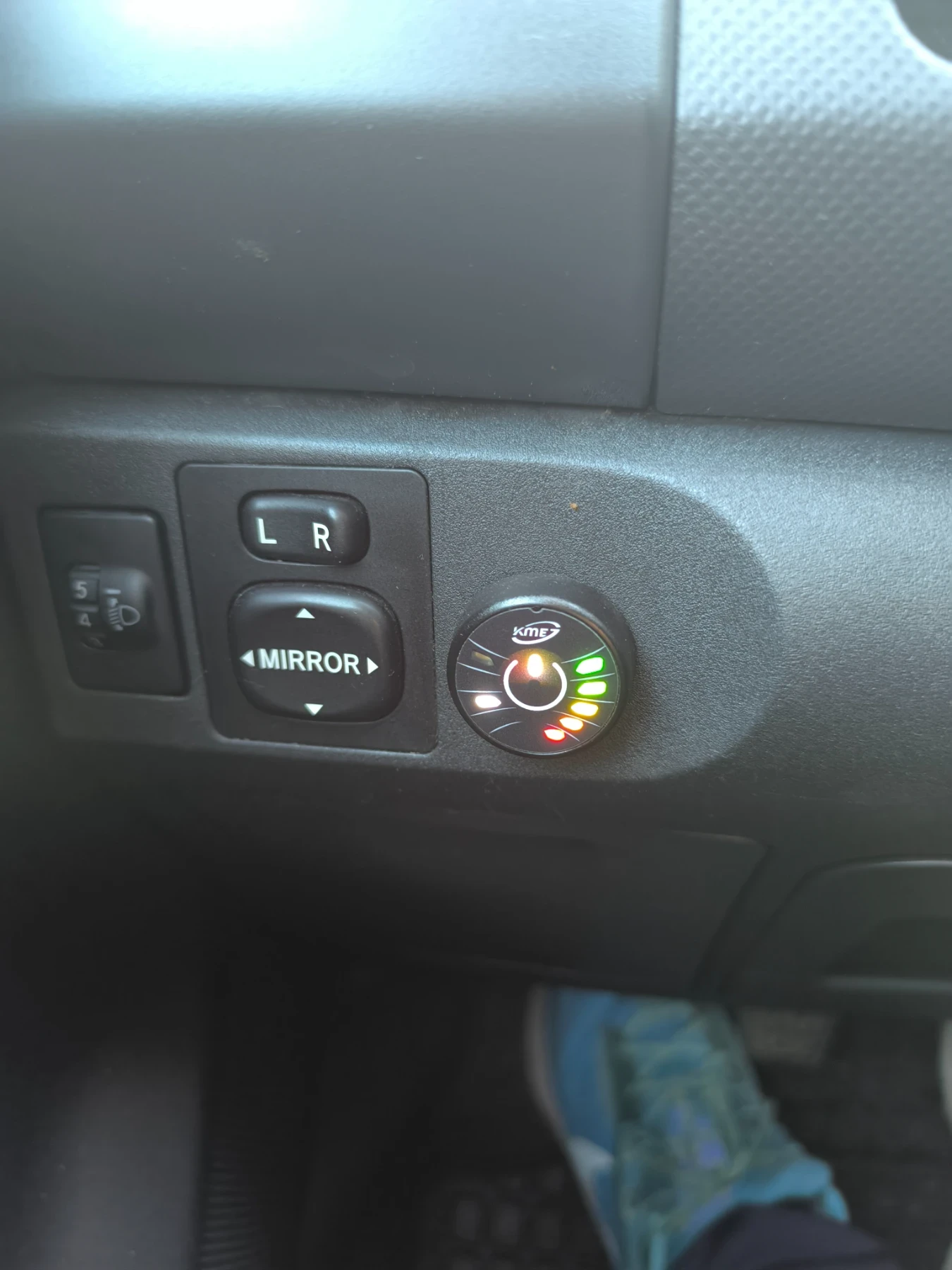 Toyota Yaris, снимка 11 - Автомобили и джипове - 54568358