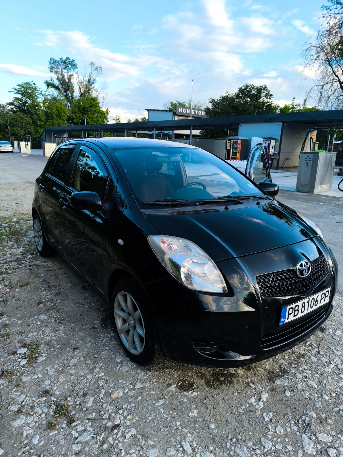 Toyota Yaris, снимка 4 - Автомобили и джипове - 54568358