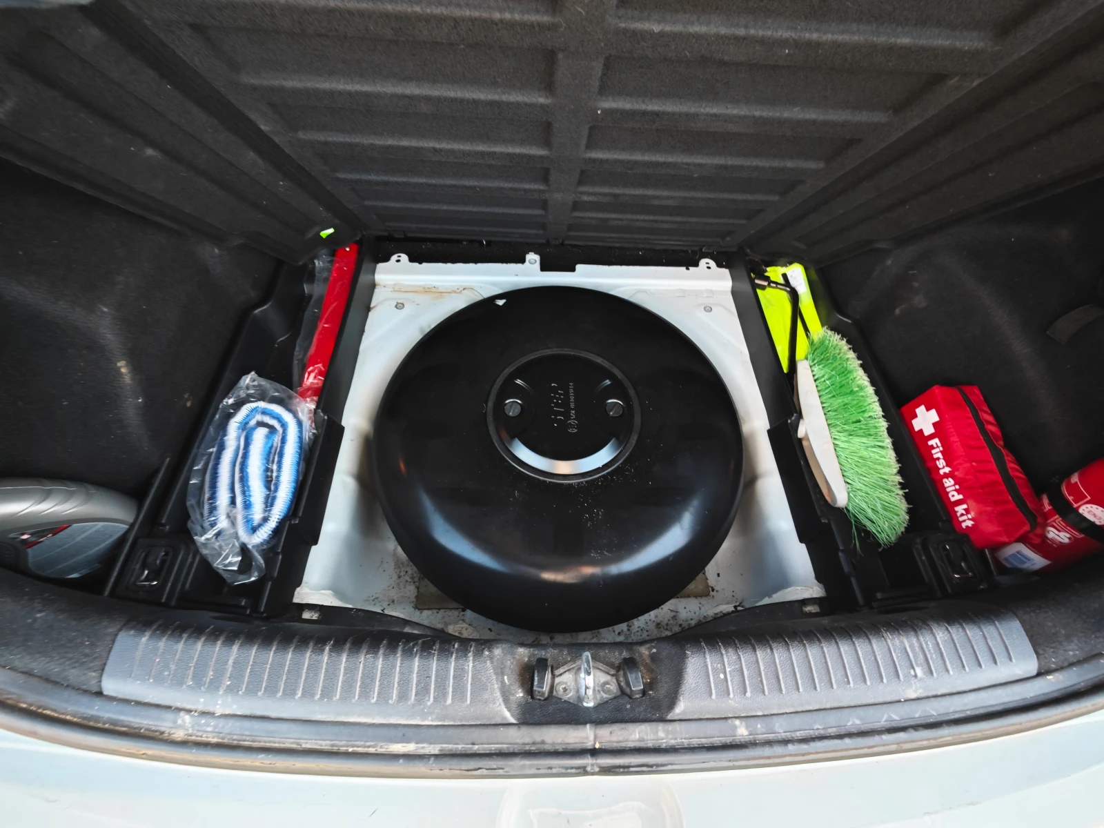 Kia Ceed, снимка 5 - Автомобили и джипове - 54581023