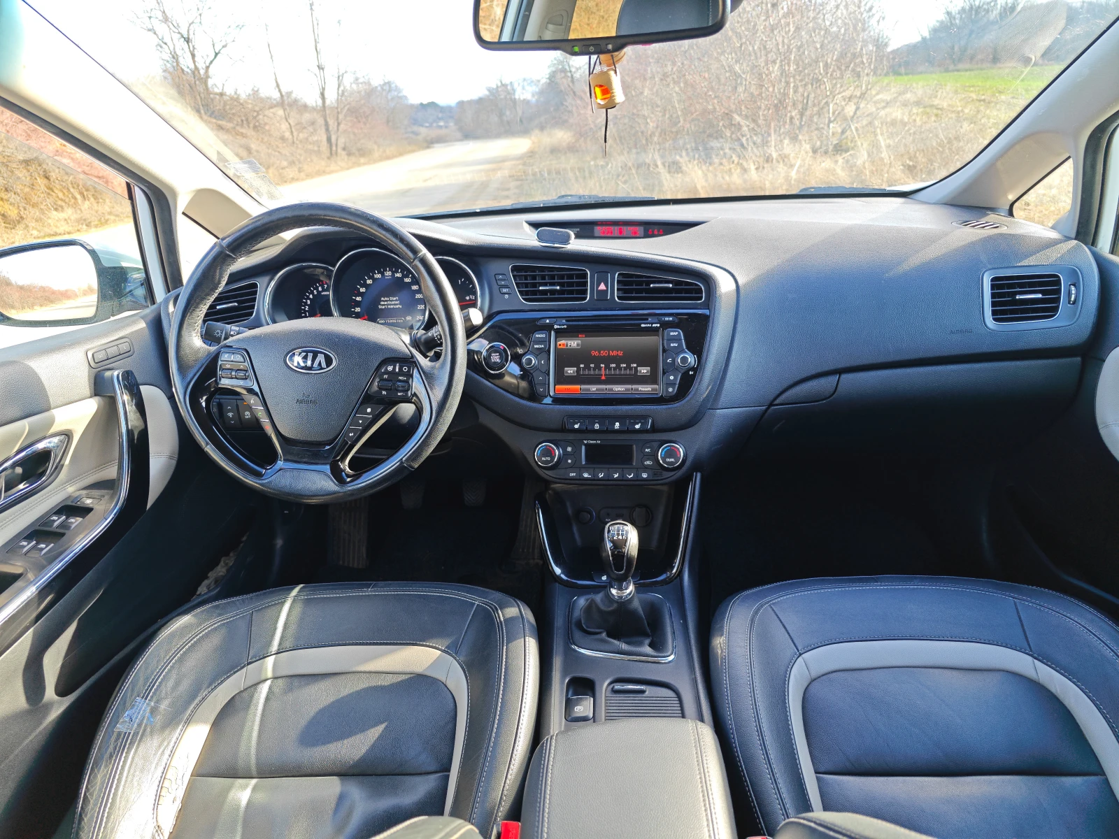 Kia Ceed, снимка 8 - Автомобили и джипове - 54581023
