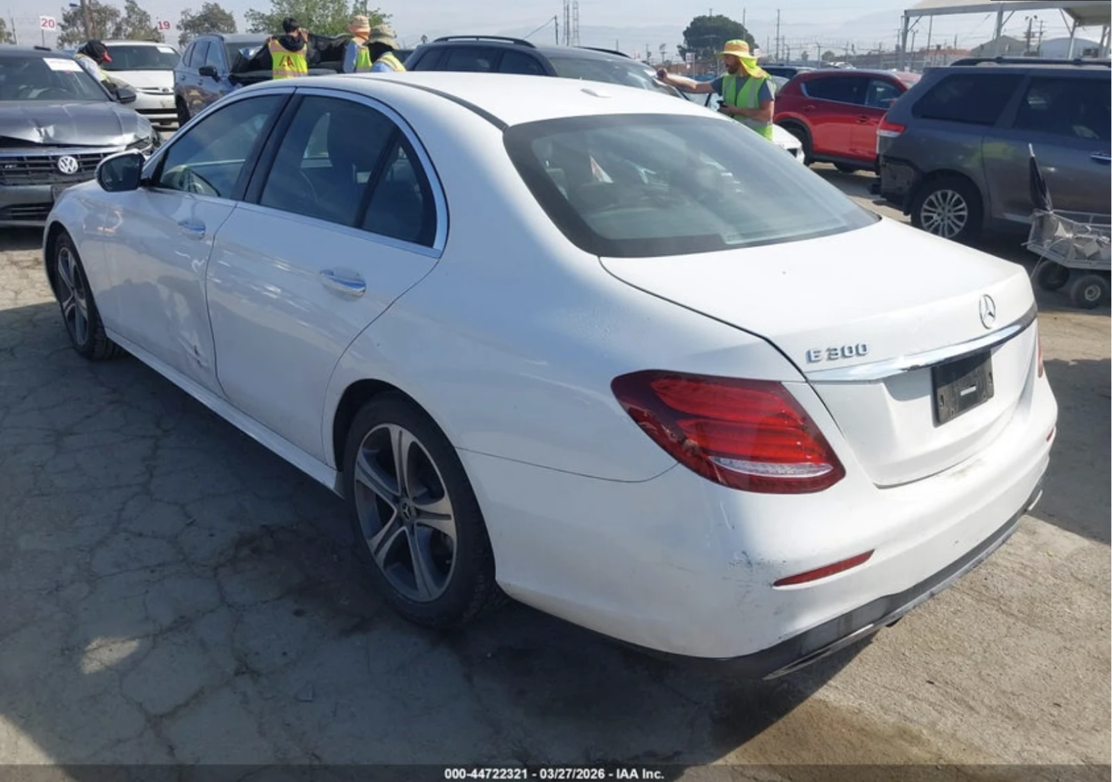 Mercedes-Benz E 300 АВТОКРЕДИТ* ЦЕНА БЕЗ АНАЛОГ* , снимка 3 - Автомобили и джипове - 54680498