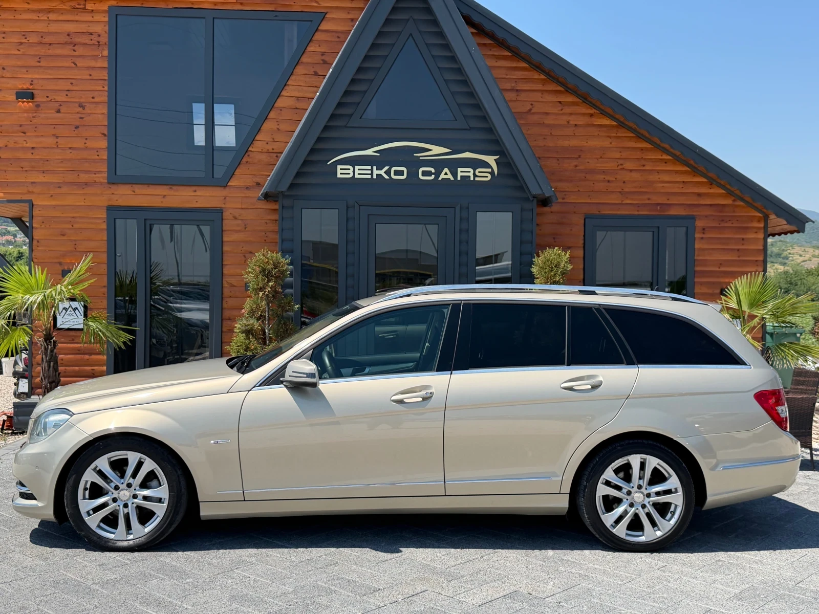 Mercedes-Benz C 200 Нов внос от Белгия , снимка 8 - Автомобили и джипове - 54867835