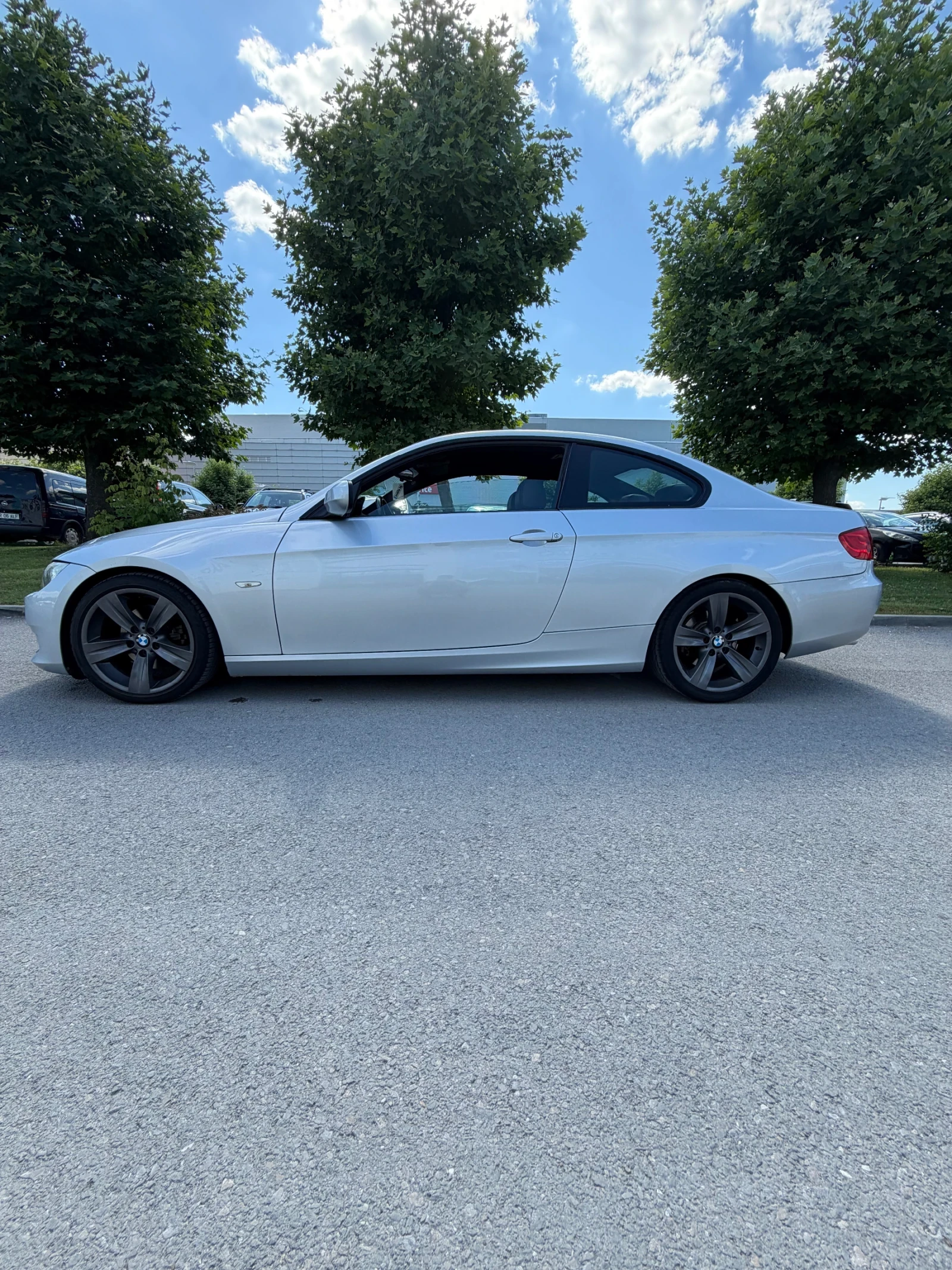 BMW 320, снимка 6 - Автомобили и джипове - 54931154