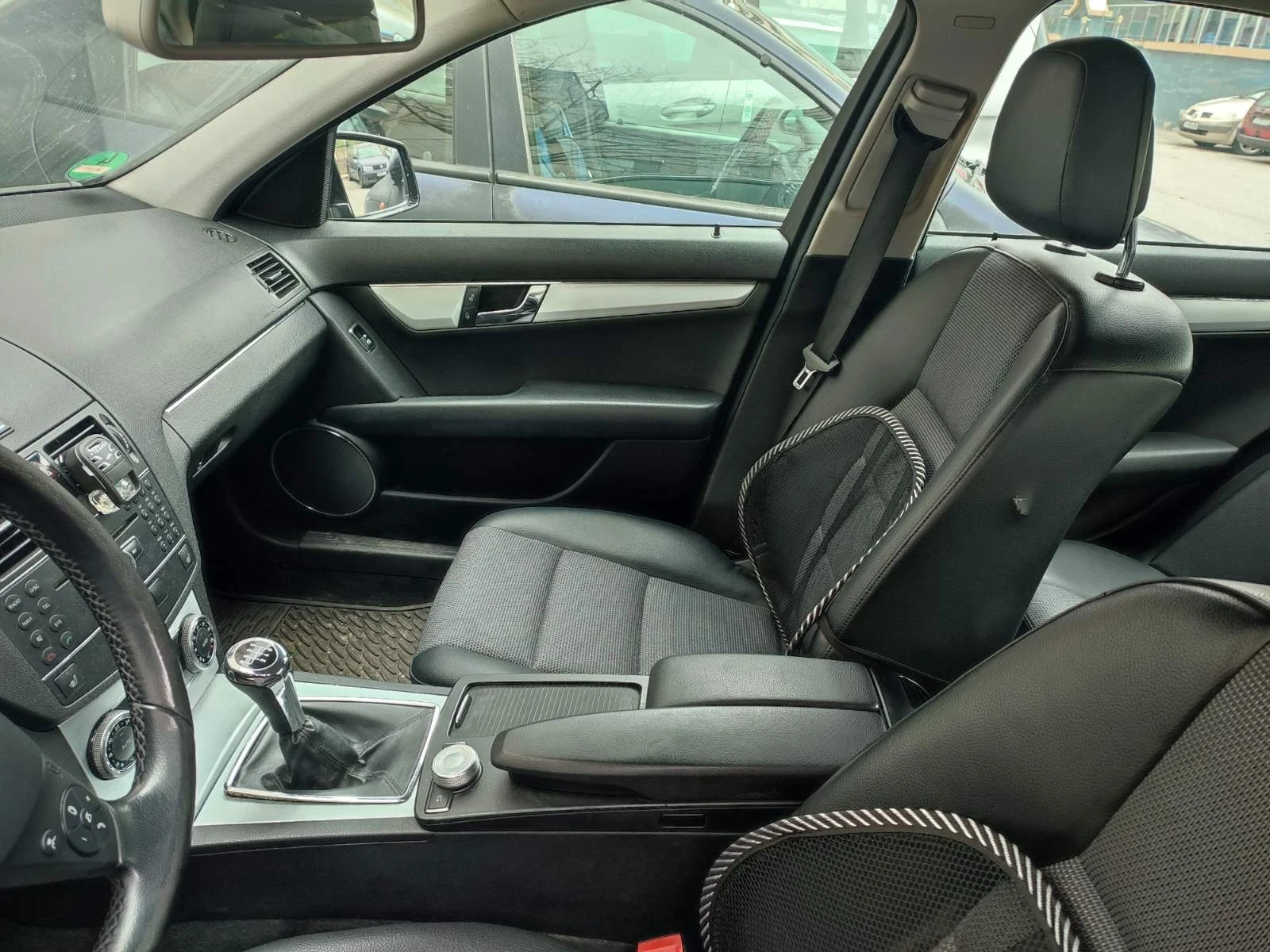 Mercedes-Benz C 200, снимка 6 - Автомобили и джипове - 55133533