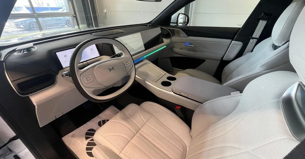 Xpeng G9 AWD Performance, снимка 5 - Автомобили и джипове - 55147134