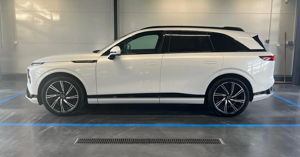 Xpeng G9 AWD Performance, снимка 4 - Автомобили и джипове - 55147134