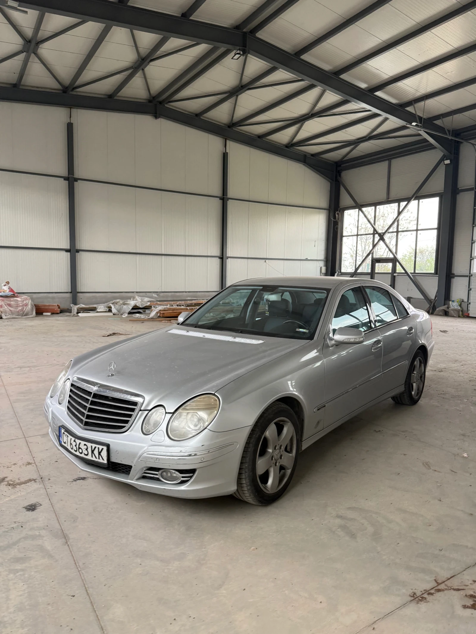 Mercedes-Benz E 320