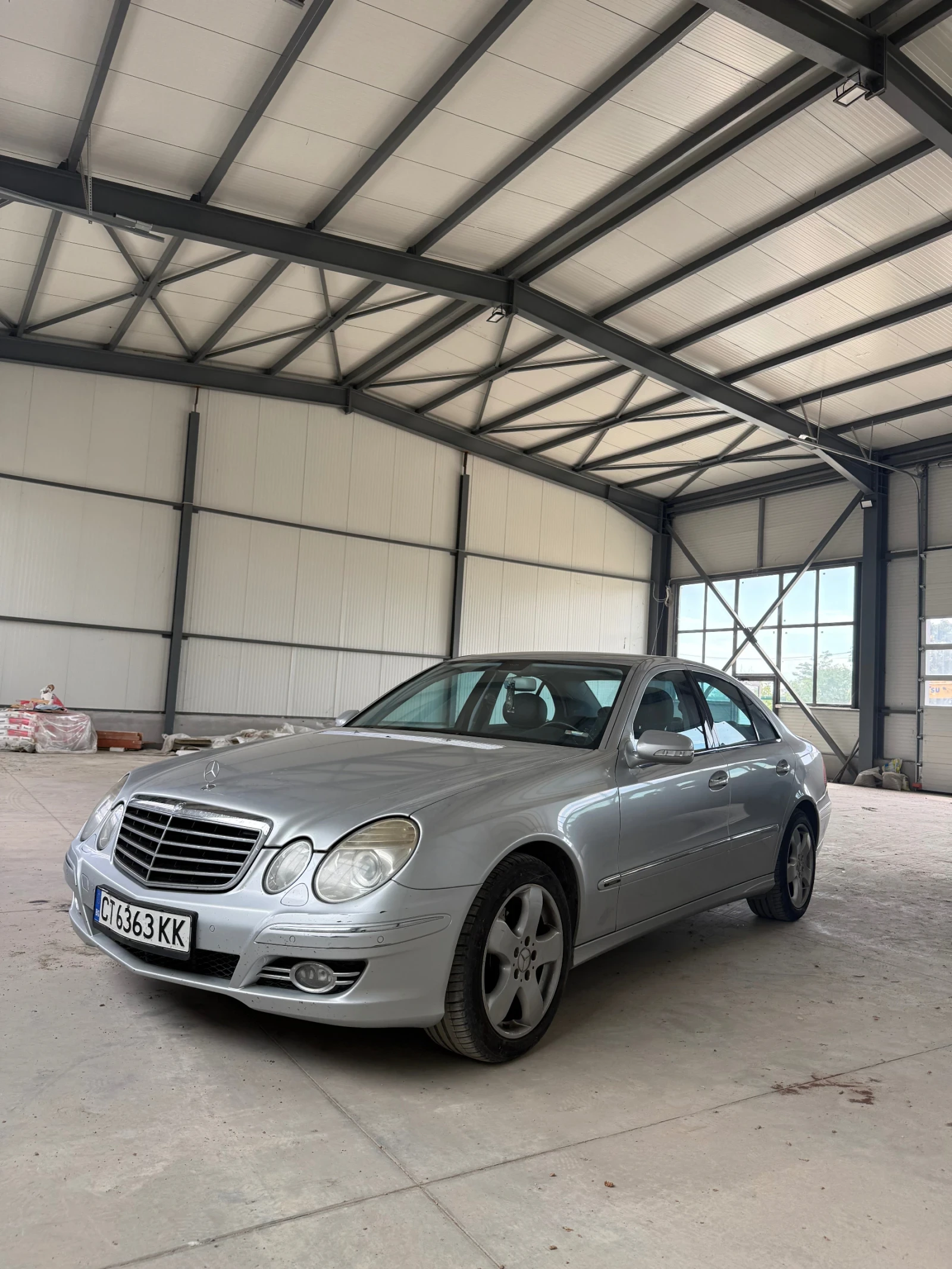 Mercedes-Benz E 320