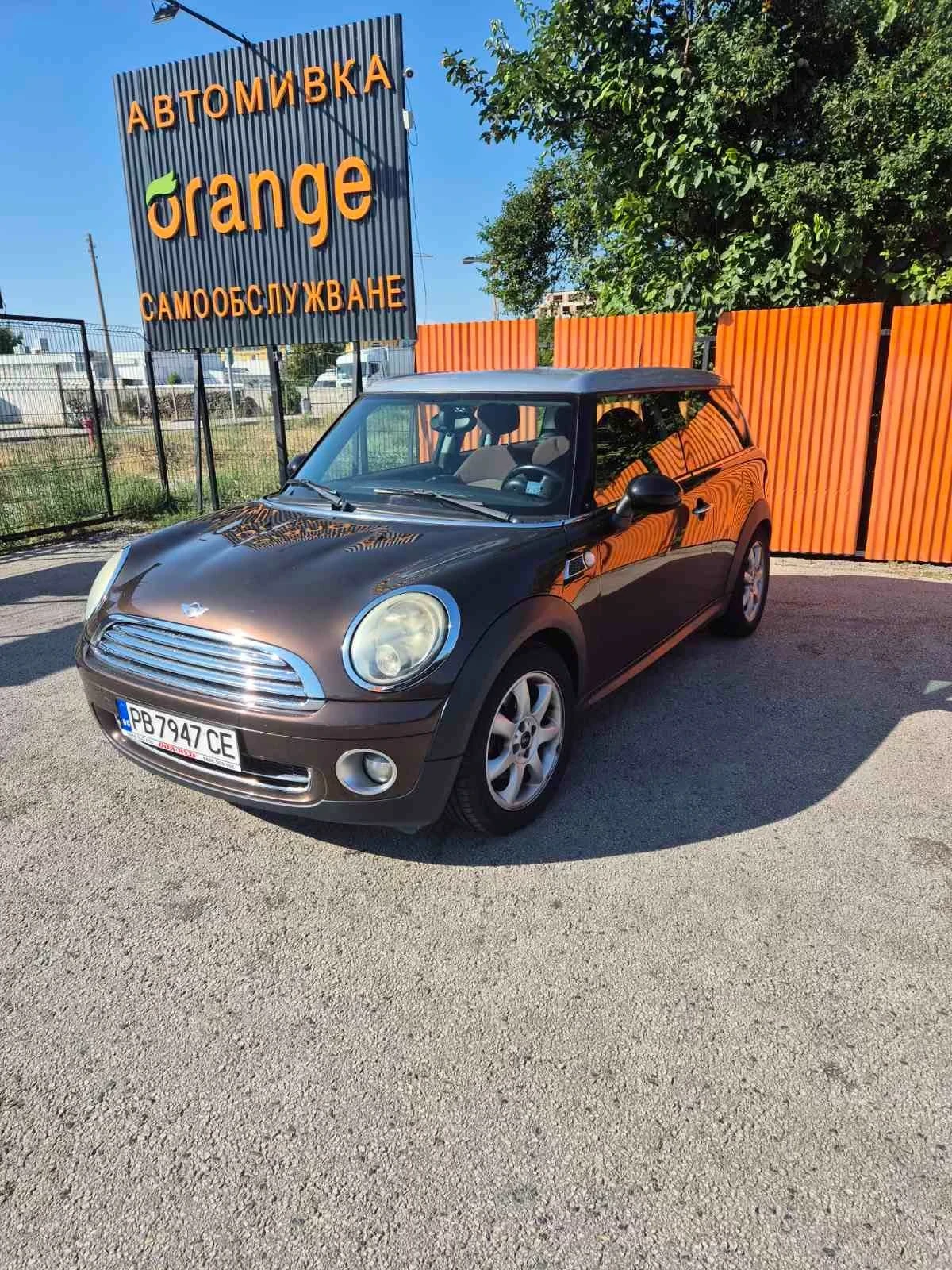 Mini Clubman, снимка 2 - Автомобили и джипове - 55526492