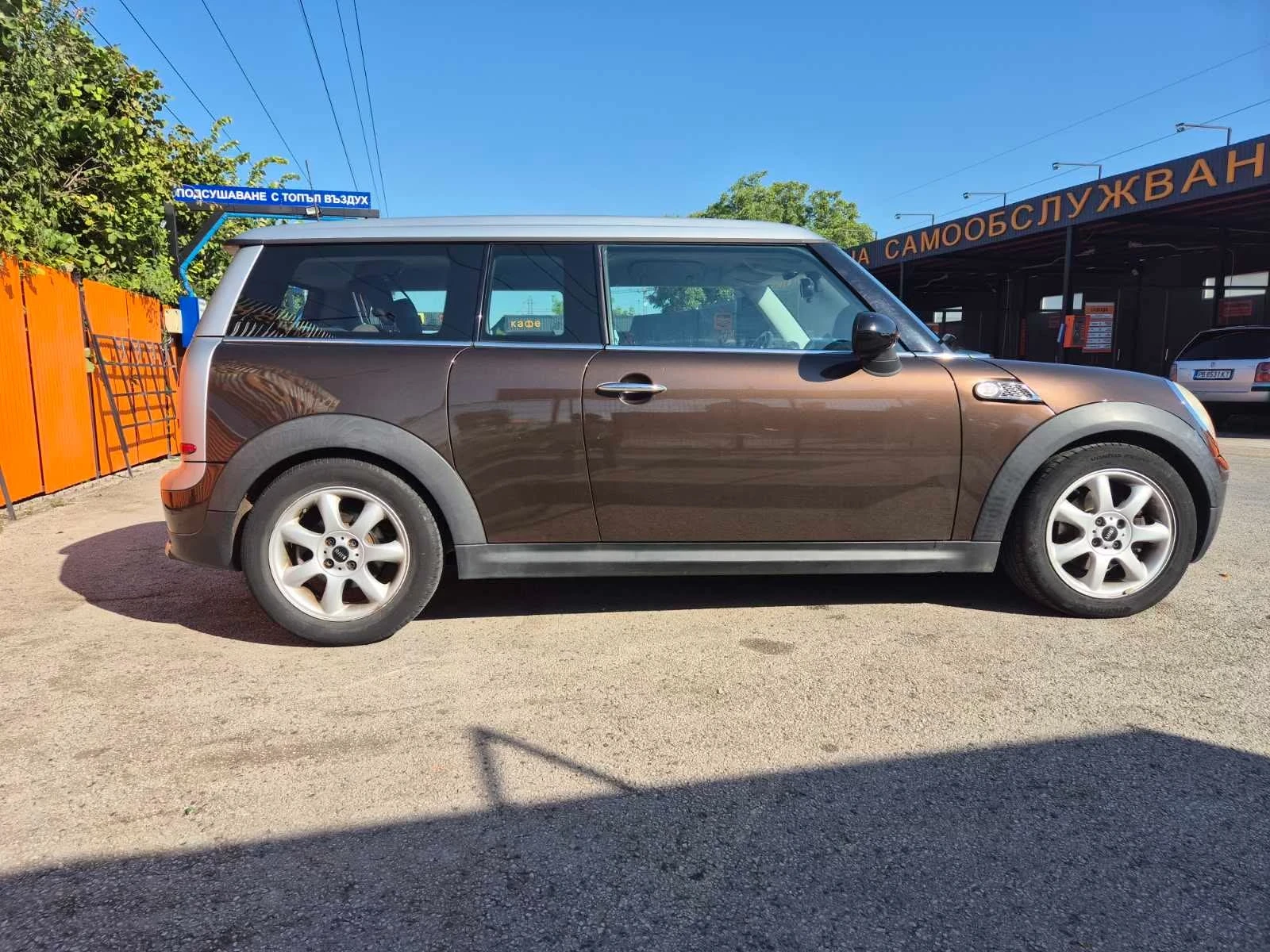 Mini Clubman, снимка 10 - Автомобили и джипове - 55526492