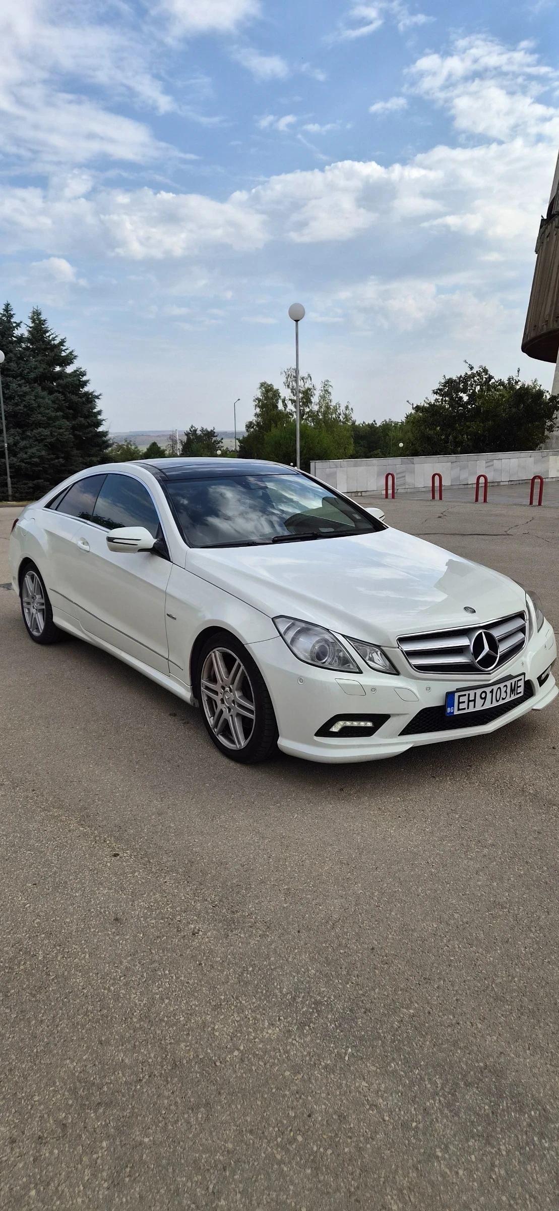 Mercedes-Benz E 350 AMG, снимка 3 - Автомобили и джипове - 55904846