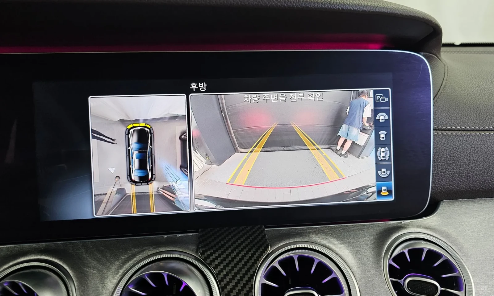 Mercedes-Benz E 300 Дигитално табло\3-D Burmeister\Масаж\360 Камери, снимка 15 - Автомобили и джипове - 56397312