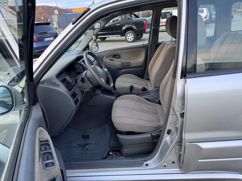 Suzuki Vitara 2.5/ 150kc, снимка 9 - Автомобили и джипове - 48041878