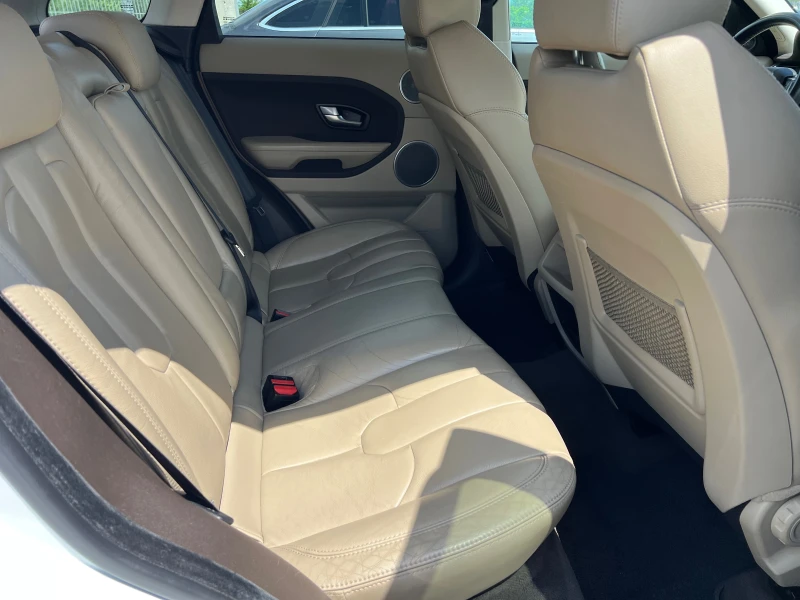 Land Rover Range Rover Evoque 2.2d-4x4-, снимка 9 - Автомобили и джипове - 50566599