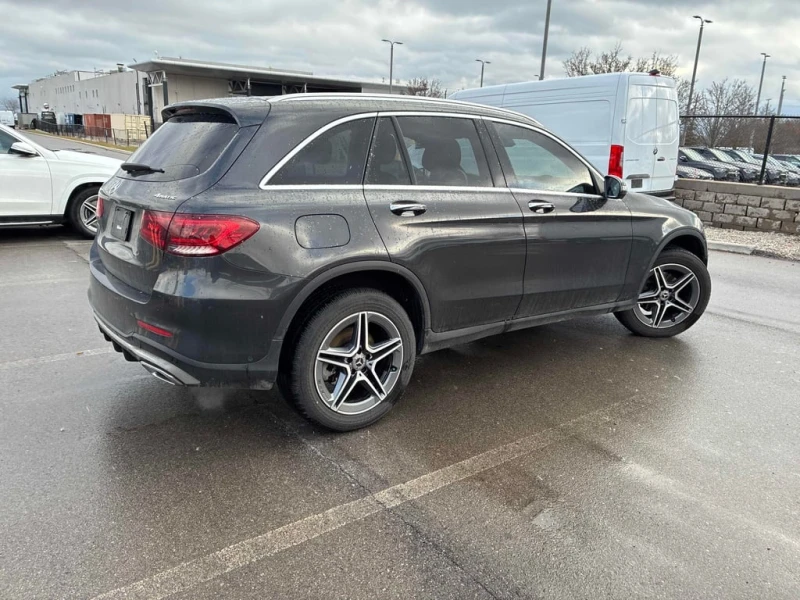 Mercedes-Benz GLC * 300 * CARFAX * БЕЗ ПЪРВОНАЧАЛНА ВНОСКА, снимка 3 - Автомобили и джипове - 52905843
