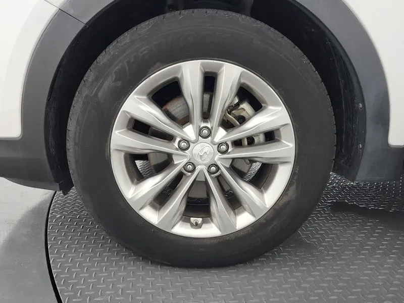 Hyundai Santa fe 2.0 2Wd Premium, снимка 5 - Автомобили и джипове - 55888720