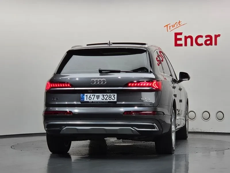 Audi Q7 3.0 TDI Quattro - САМО 30% АВАНС, снимка 4 - Автомобили и джипове - 55951549