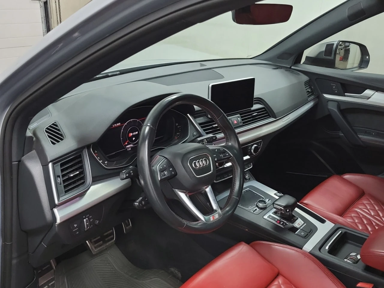 Audi SQ5 * АВТО КРЕДИТ* ЦЕНА ДО БГ * CARFAX *  - изображение 8