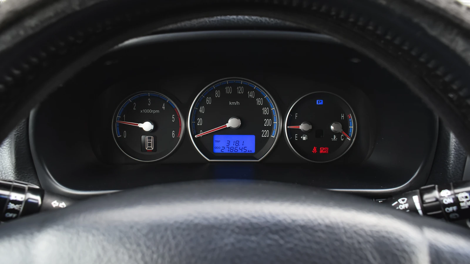 Hyundai Santa fe 2.2 CRDi 4x4 Automatic 6+ 1 seat, снимка 16 - Автомобили и джипове - 53999801