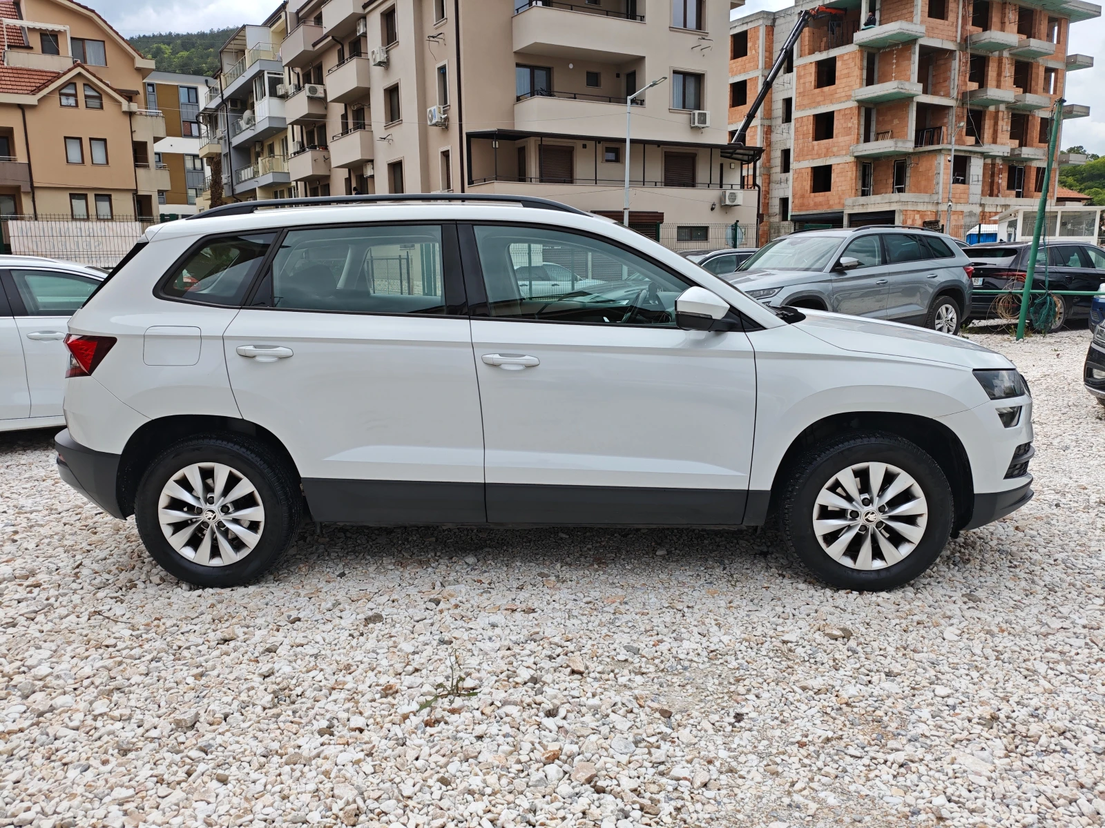 Skoda Karoq 1.5TSI 150кс. , снимка 4 - Автомобили и джипове - 54383007