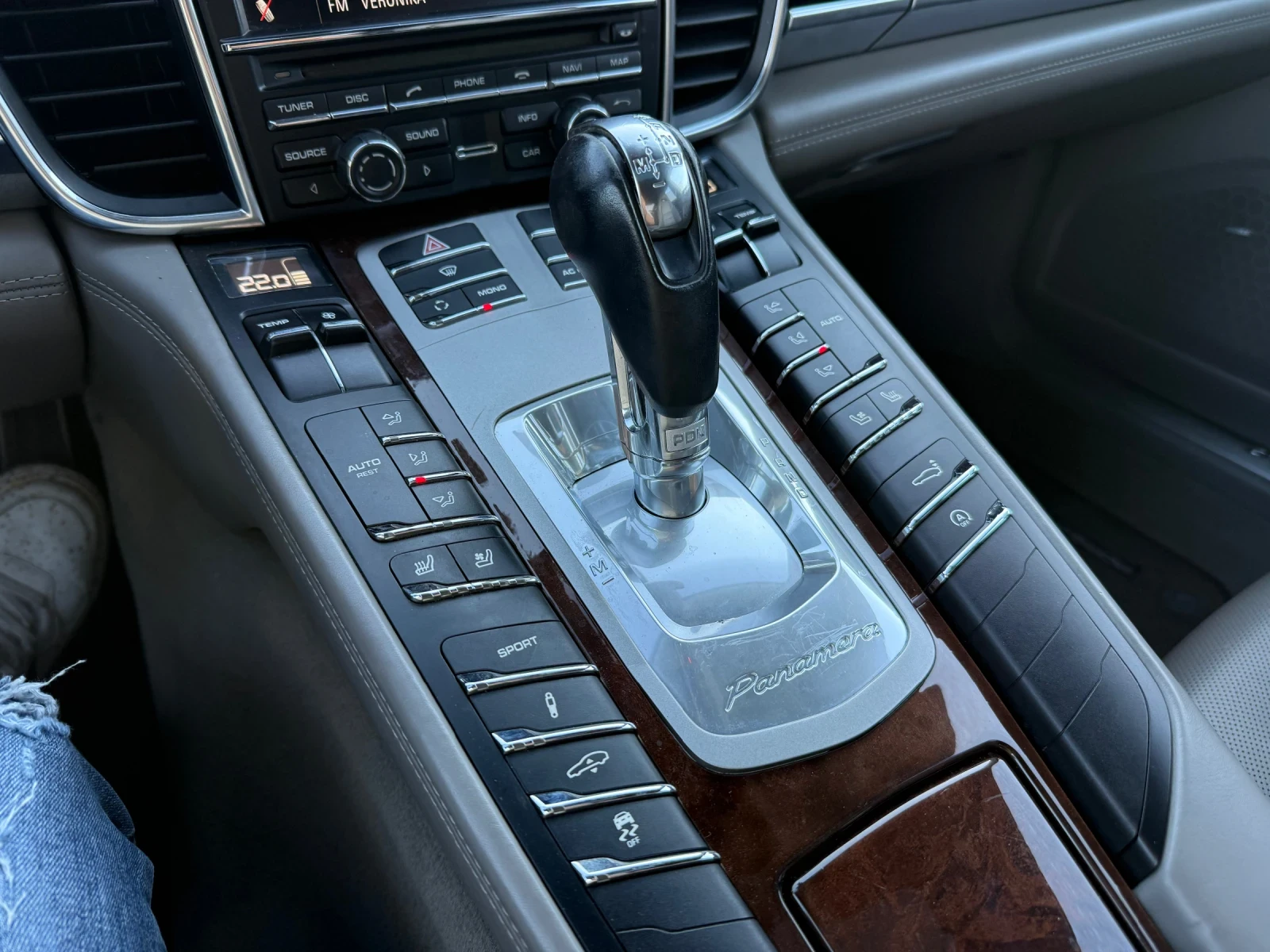 Porsche Panamera ЗАДЪЛЖИТЕЛЕН* БАРТЕР* TurboS* 550кс, снимка 12 - Автомобили и джипове - 55013688