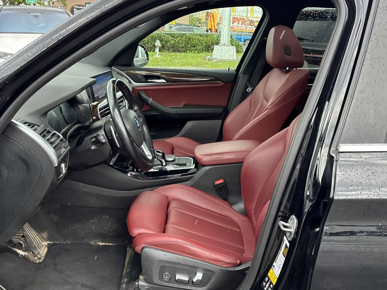 BMW X3 xDrive30i * No Accident* ПАНОРАМА * CARFAX, снимка 9 - Автомобили и джипове - 55064462