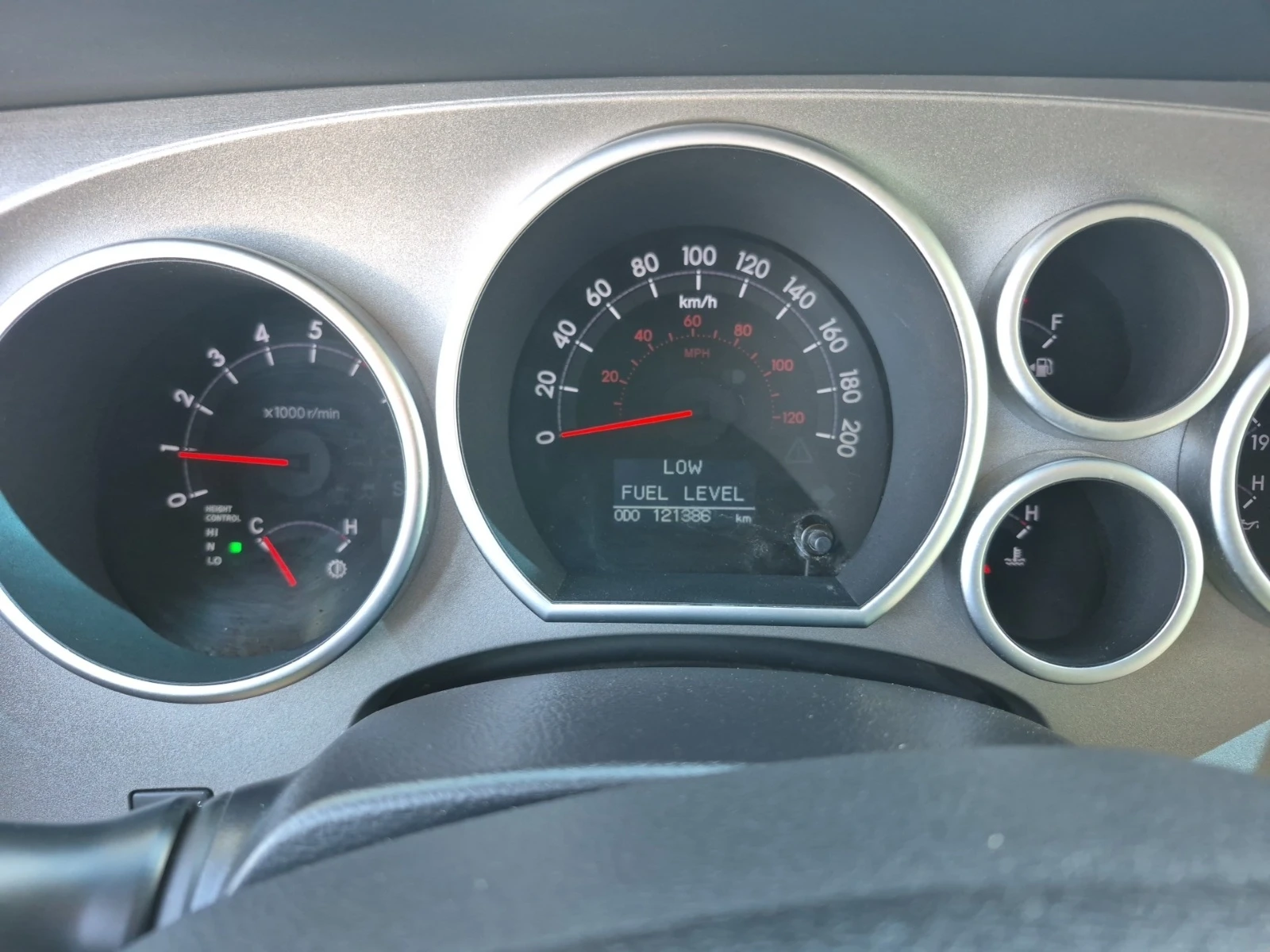 Toyota Sequoia PLATINIM * 4WD * 7 МЕСТА * БЕЗ ИНЦИДЕНТИ * , снимка 8 - Автомобили и джипове - 55196295