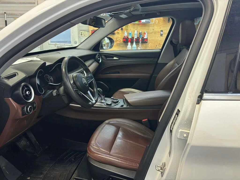 Alfa Romeo Stelvio 2.0 AWD , снимка 10 - Автомобили и джипове - 55258490