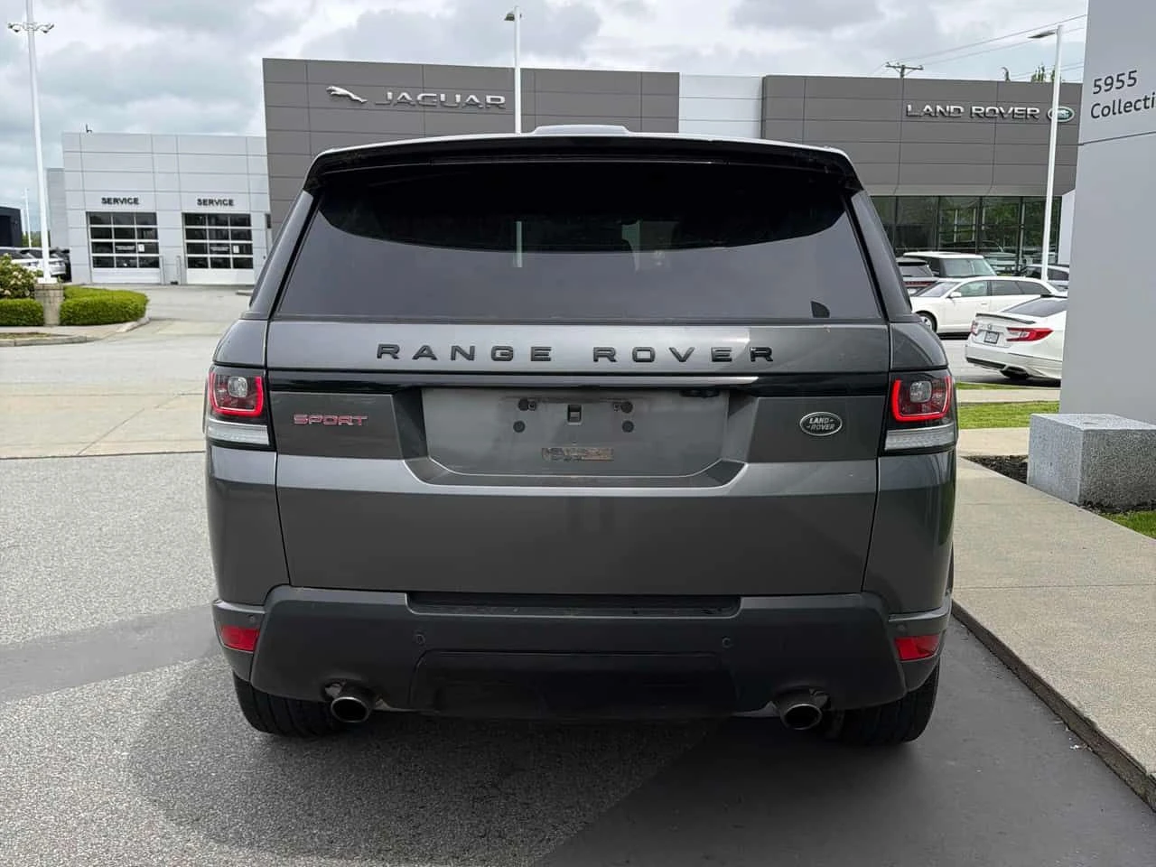 Land Rover Range Rover Sport  V6 HST LE / СЕРВИЗНА ИСТОРИЯ  / ЦЕНА ДО БЪЛГАРИЯ, снимка 5 - Автомобили и джипове - 55281682